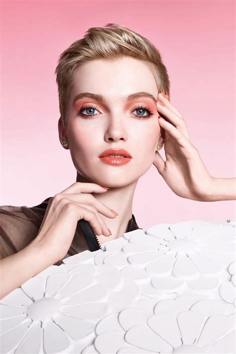 dior spring summer 2021 eyeshadow|Makeup look: Dior spring.